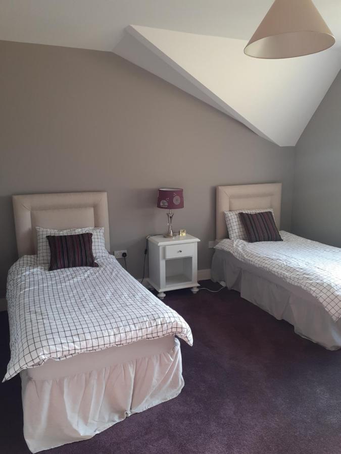 Single Or Twin Room In Lovely Country Residence Nobber المظهر الخارجي الصورة